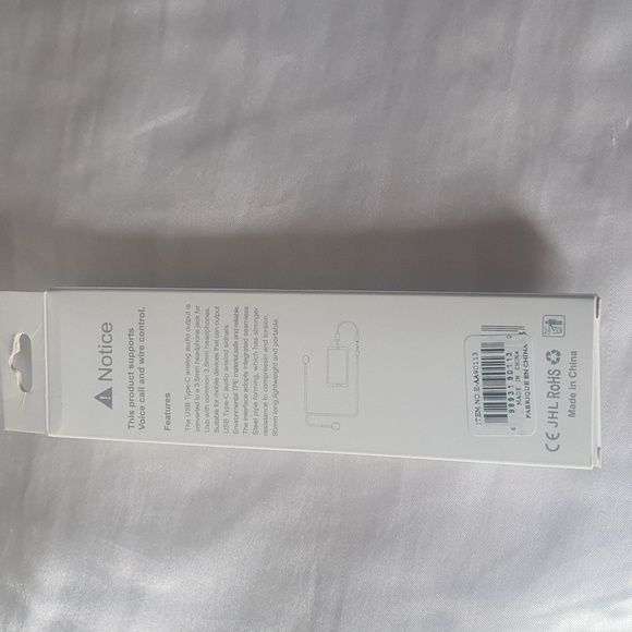Type-c headphone jack adapter - Picture 2 of 2
